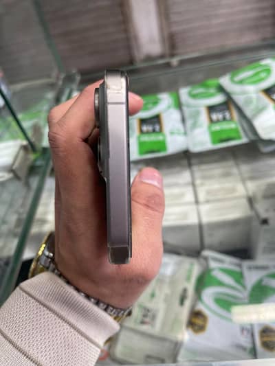 15 pro Max - Bypass  - 256gb - waterpack