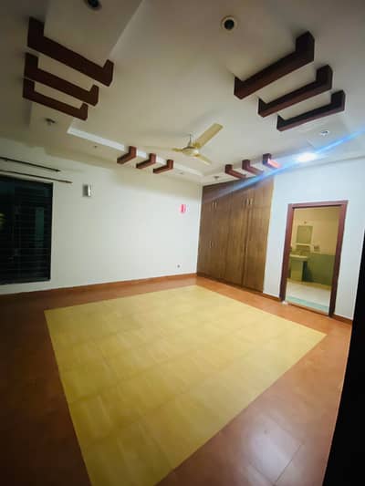 1 Kanal Upper portion available for rent in Punjab coop housing society Lahore