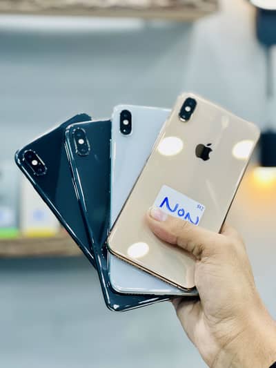 iphone XS MAX 64GB /256GB water pack condition