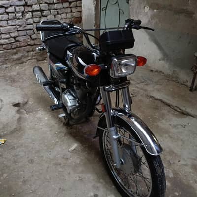CG 125 model 2025 pakki 25 ha km 1700