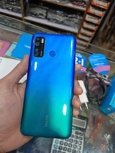 tecno spark 5 pro 4/64 all accerioes