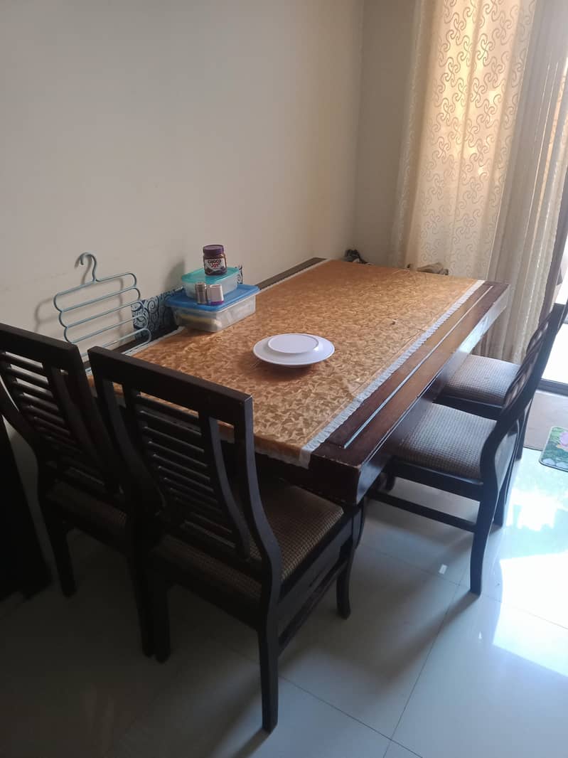wooden dining table 0