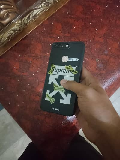 exchange possible Hawaii y7 parim. 3gb. 32gb