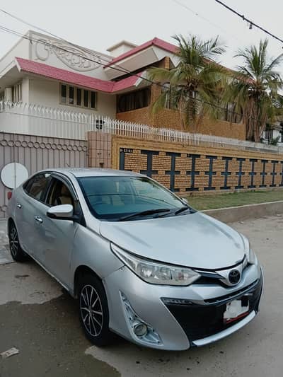 Toyota Yaris ATIV X CVT 1.5 full option