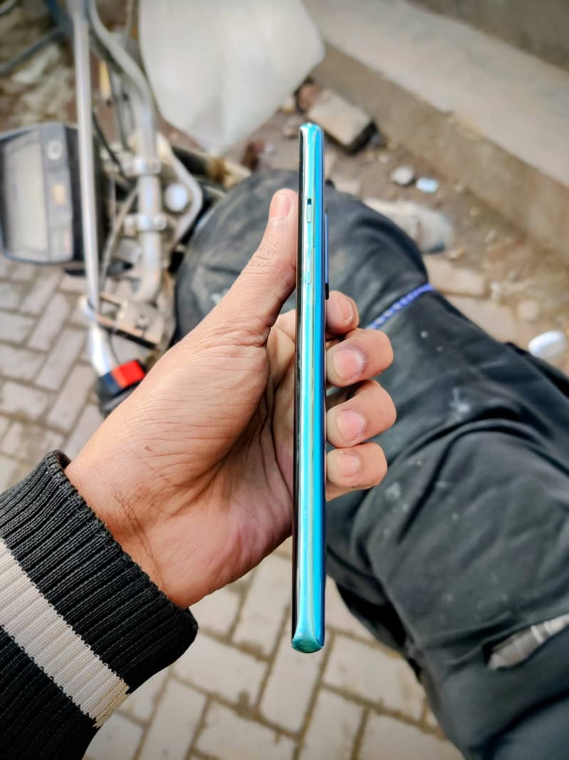 OnePlus 8 mint condition 2