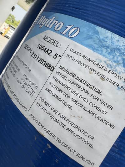 Water filter plant for service station