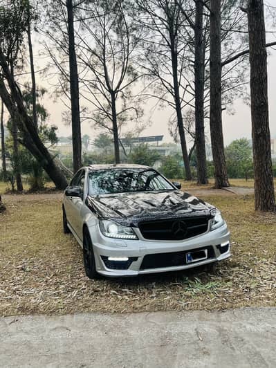 Mercedes Benz C180 kompressor Panoramic roof AMG uplifted