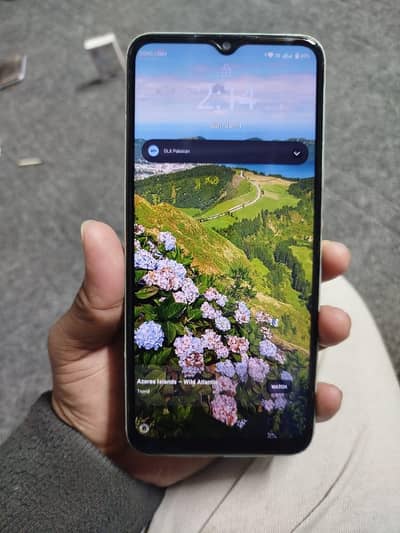 Realme C35 4+4 128GB all oky box ke Sath