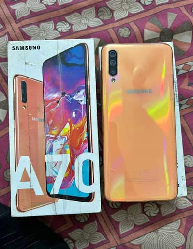 Samsung A70 6/128gb pta approved with box - URGENT SALE