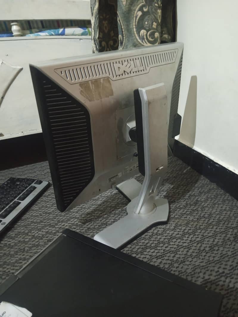 Full Computer System 5