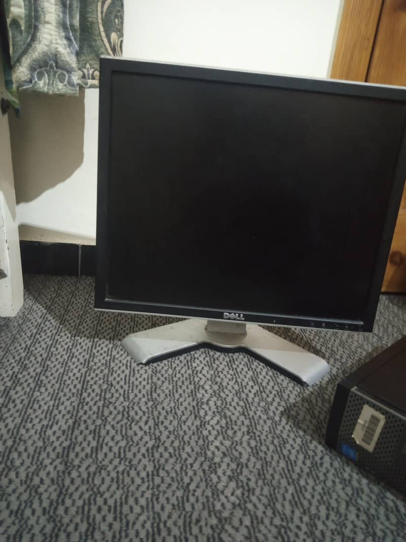 Full Computer System 6