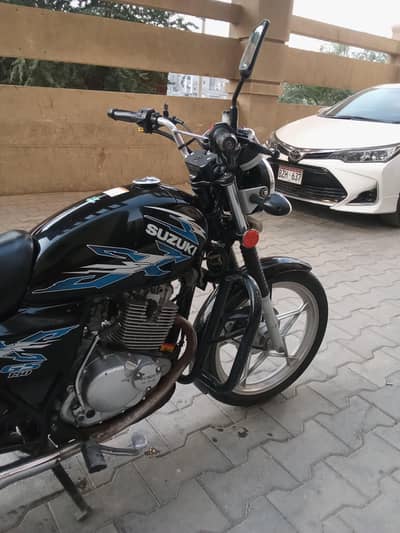 Suzuki GS 150 model 2022 crystal piece