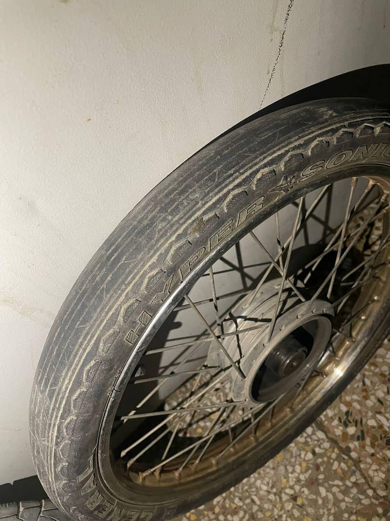 Honda 70 front & back wheel complete set - Tyres & Tubes - 1109009156