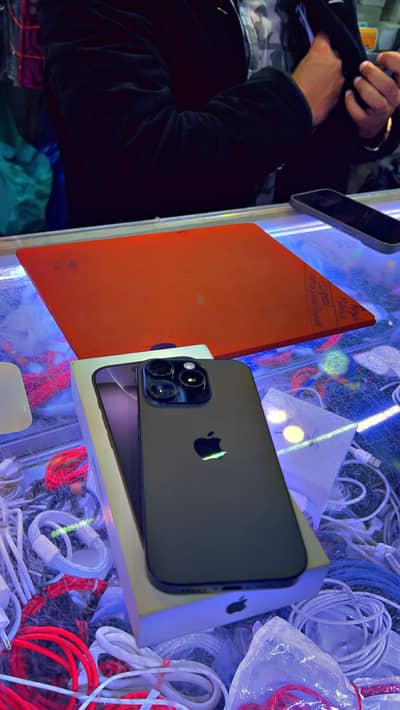 16 pro Urgent sale. Non pta reasonable price