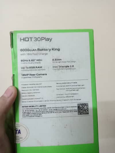 Infinix hot 30 play 10/9.5 condition ram8 storage:64 with box pta