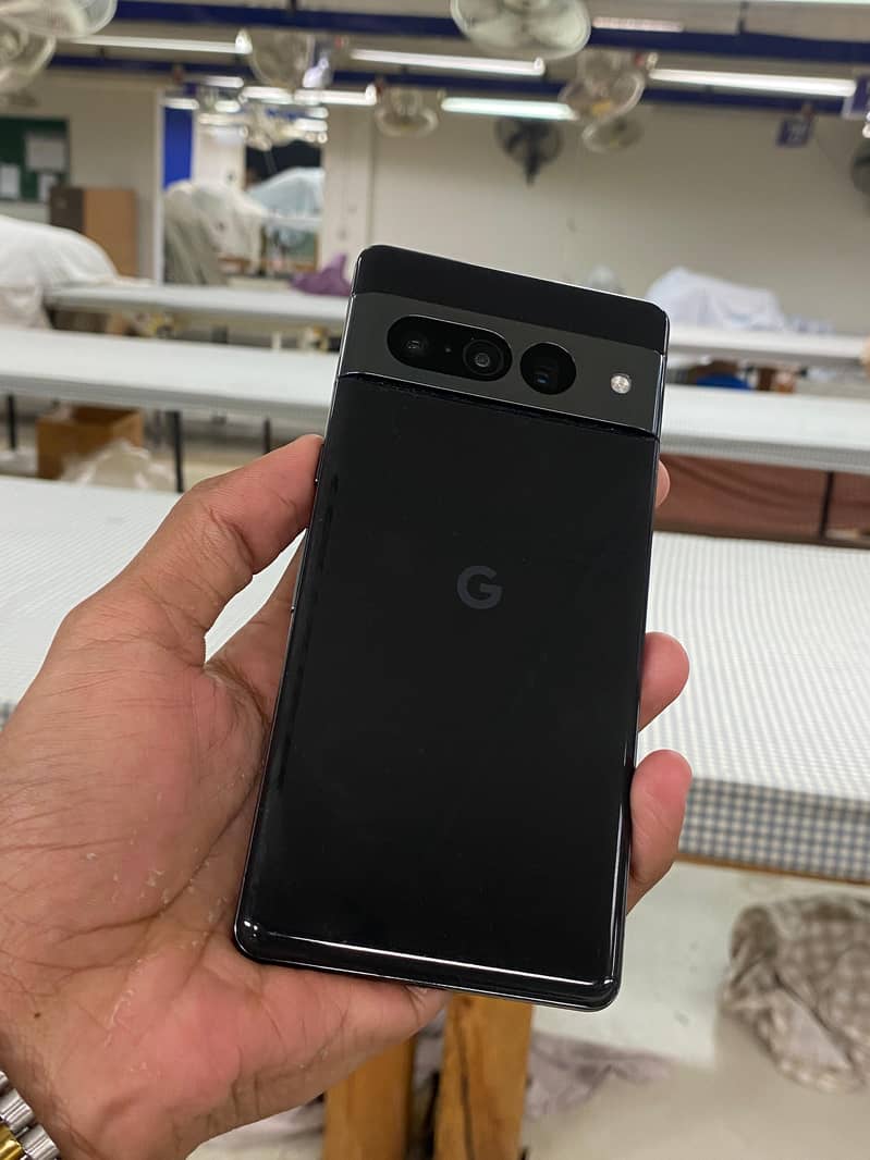 Google pixel 7pro 4
