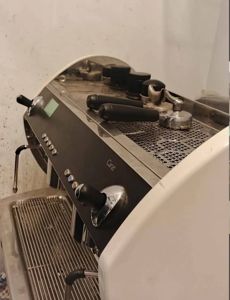 Carat Expobar 3