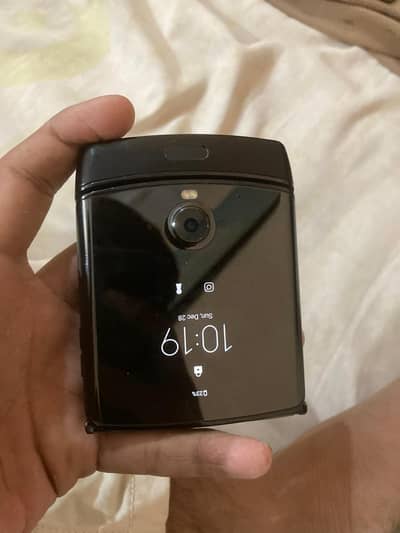 Motorola razr fold 5g