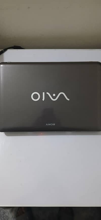 Sony yo laptop 120 GB hdd Storage / 2 GB Ram  with original charger