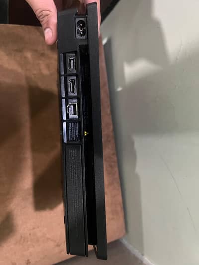 PS 4 for sale only one weak use argent sale