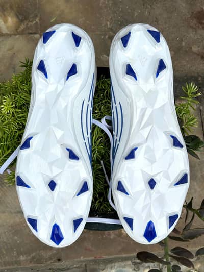 Original Adidas Predator EDGE 2 | Football shoes size UK10 |