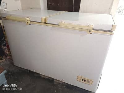 Dawlance large size,good working, serious buyer contact