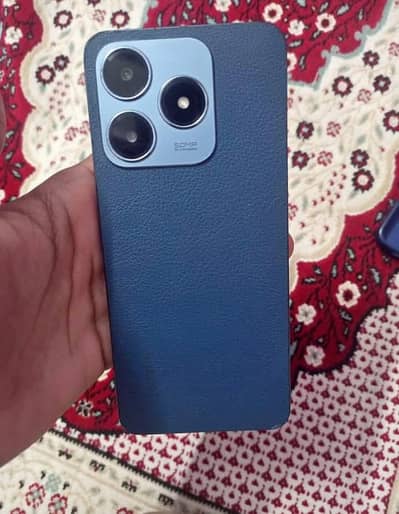 Realme c63. . 6/126