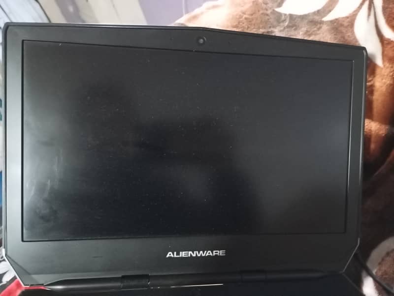 Workstation Alienware 13 5