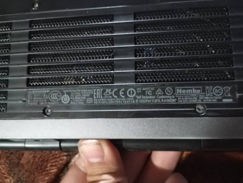 Workstation Alienware 13 8