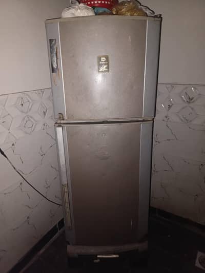 Downlance Fridge Urgent Sell