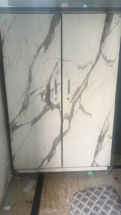 Almari 2 door