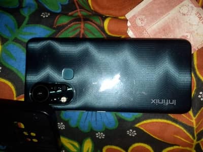 Infinix hot 11s 4/128 10/10 with box