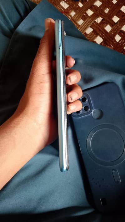 ok candsion 4/64 hy camera frant back ok Hain