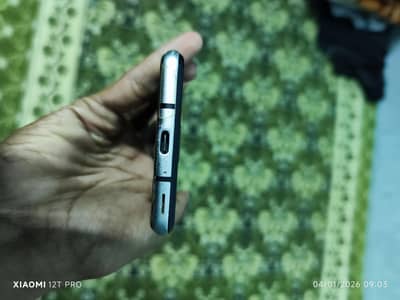 aquos R3  6/128  Snapdragon 855 gaming mobile condition just like new