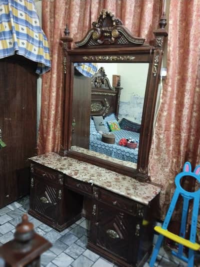 Bed, dressing ,wardrobe