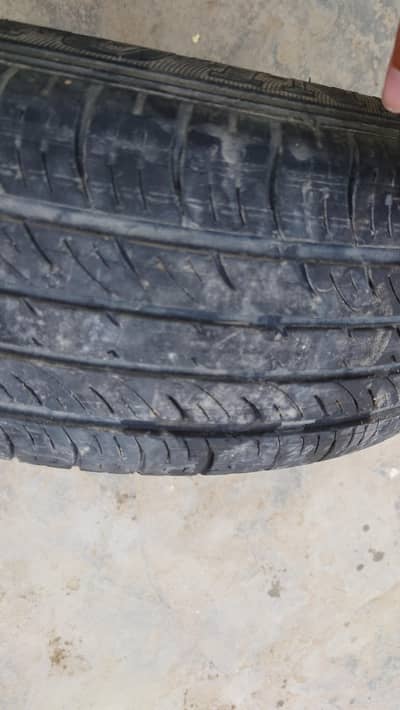 15 inches tyres 195 65 r15 Yokohama 3 tyres