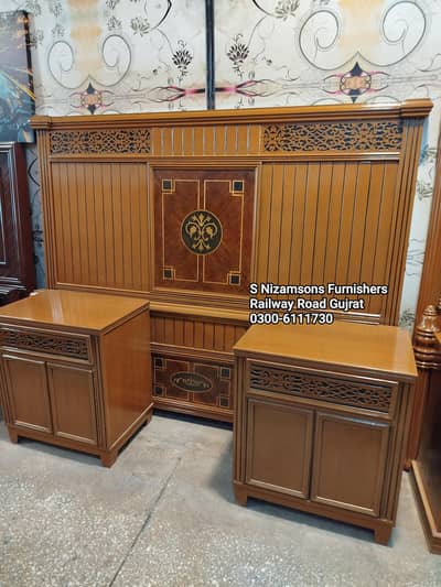 king size double bed with side tables for sale in Gujrat