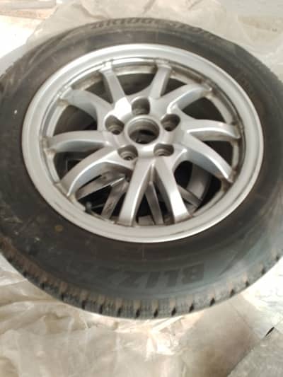 Japan import used 16 inches alloyrims with Bridgestone Tyres