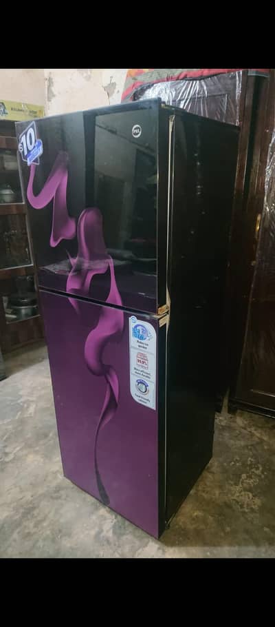 selling refrigerator