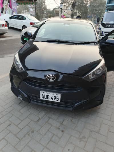 Yaris full option,good condition,2 piece shower