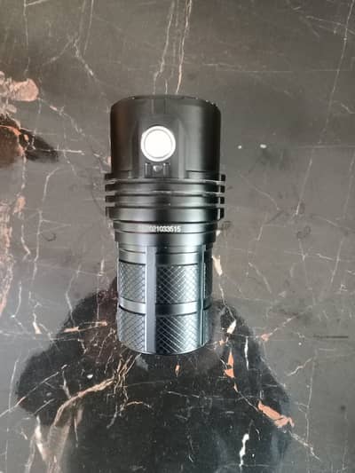 Torch. . . Heavy duty big led light torch   only 5 to ten times used. .