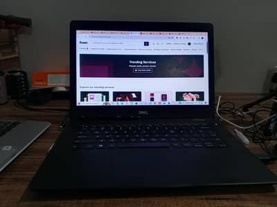 500 GB hard, 8 GB ram, 128SSD ,  core i3 7th general