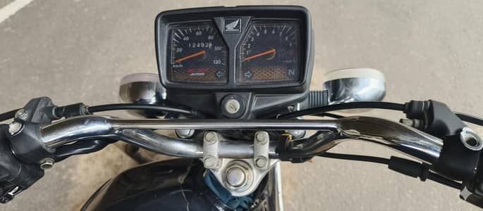 HONDA 125 SPECIAL EDITION  Argent sell