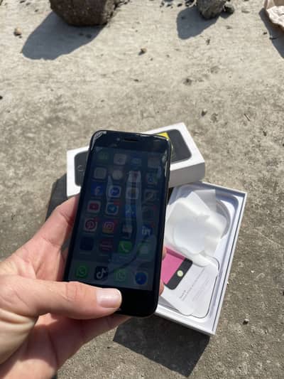 iPhone SE 2022 jv battery86 64gb