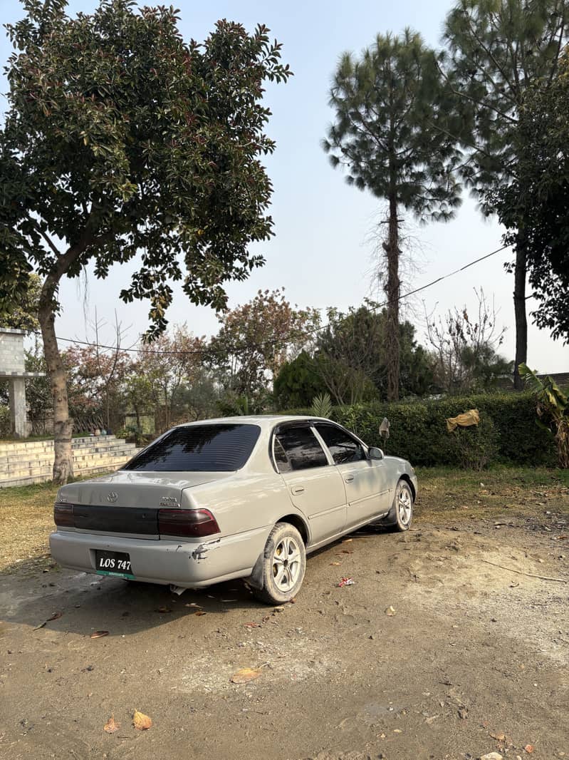 Corolla  95 model 7