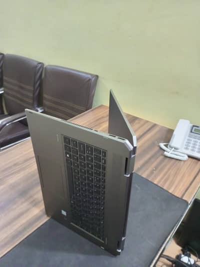 HP ZBook Studio X360 G5 Workstation XEON 16GB 512GB 4GB  Nvidia