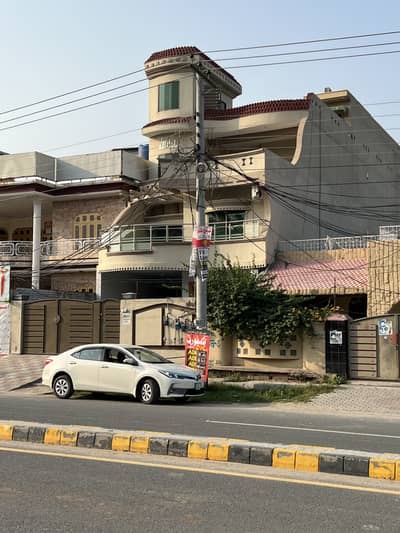 Well designed building for rent for offices, schools & hospitals