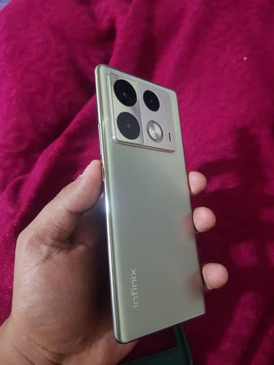 Infinix Note 40 pro 12+12--256