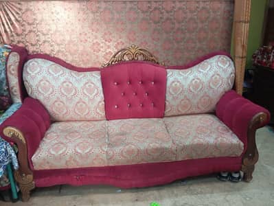 Luxury Sofa Set 3+1+1 – Good Condition | Wooden Frame