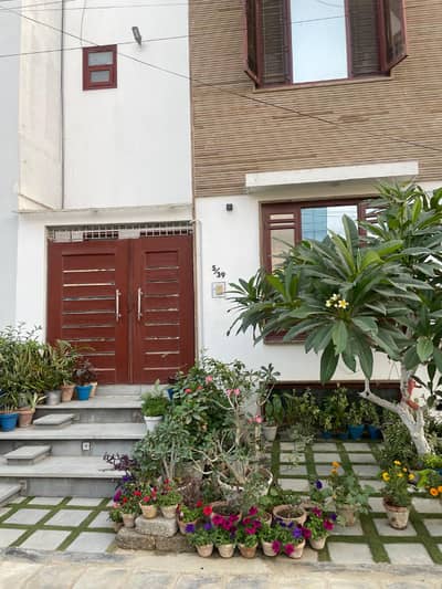 100yards Bungalow For Sale in phase7 Extension